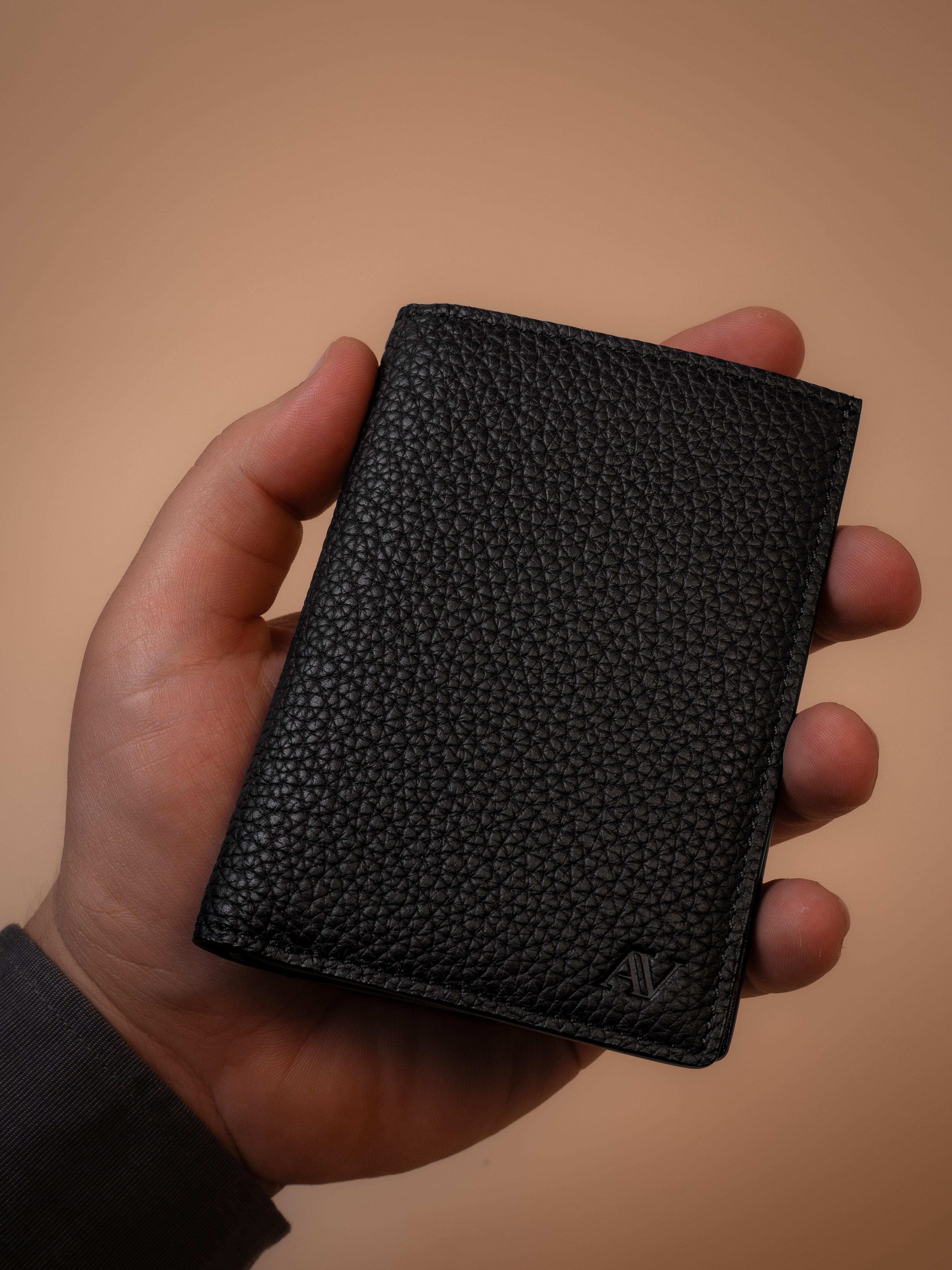 Arvell Archive — Pocket Organizer aus schwarzem Full-Grain-Kalbsleder, Ansicht 2